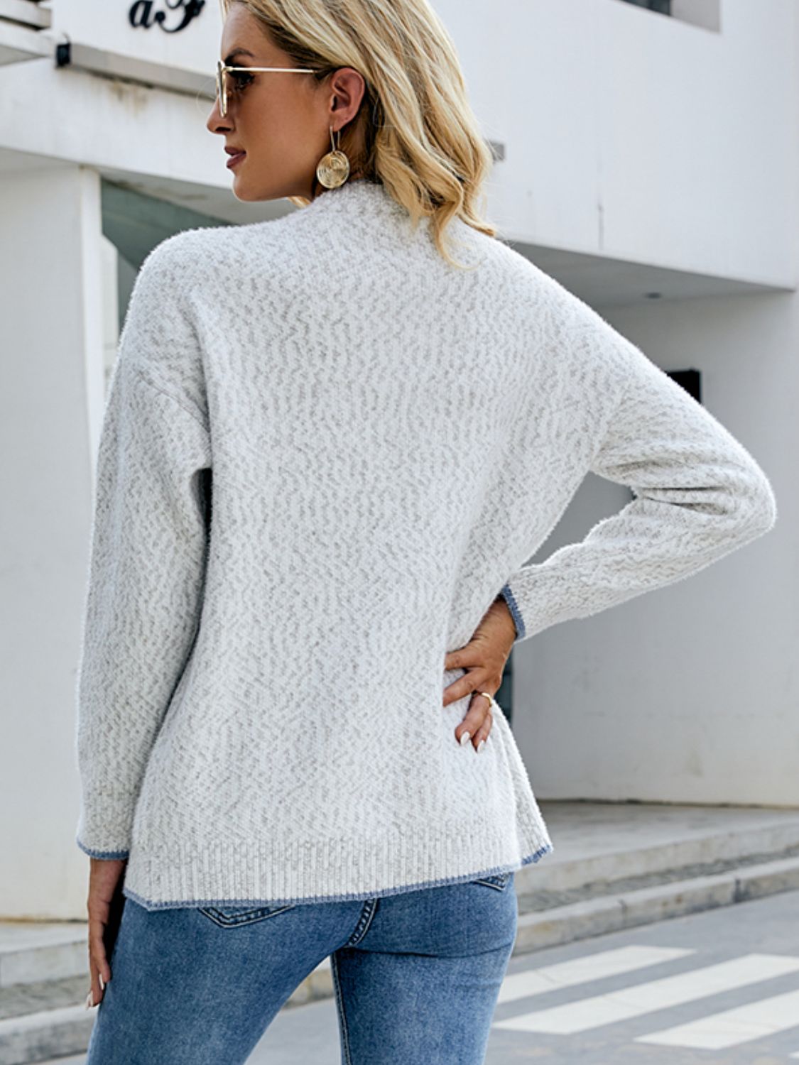 2e4cad8e5ae84ae988a02b356c882bed-Max