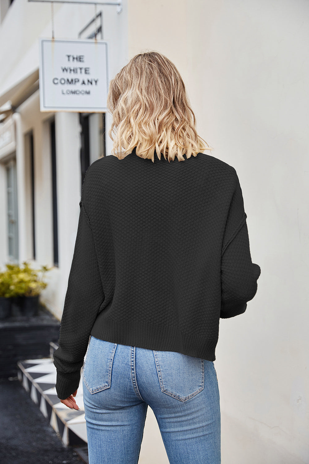 47a41526c5c640dda0d8858de3e16ee3-Max